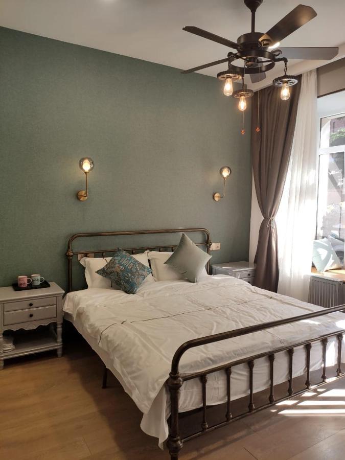 Qin Boutique Hotel Tbilisi Ngoại thất bức ảnh