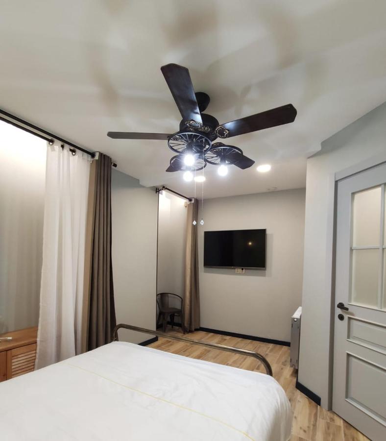 Qin Boutique Hotel Tbilisi Ngoại thất bức ảnh
